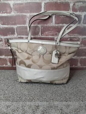 Coach Signature Stripe Canvas Tote Handbag Beige Khaki Ivory Leather Trim F19046